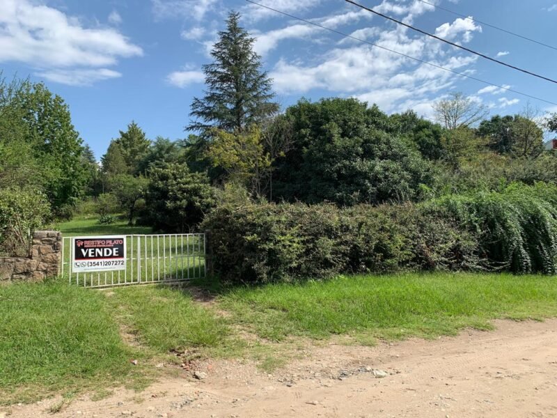 Venta lote en Icho Cruz Sierras, a 250 metros del río.