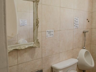 Venta de local comercial en San Antonio de Arredondo. Las Jarillas sobre la ruta.