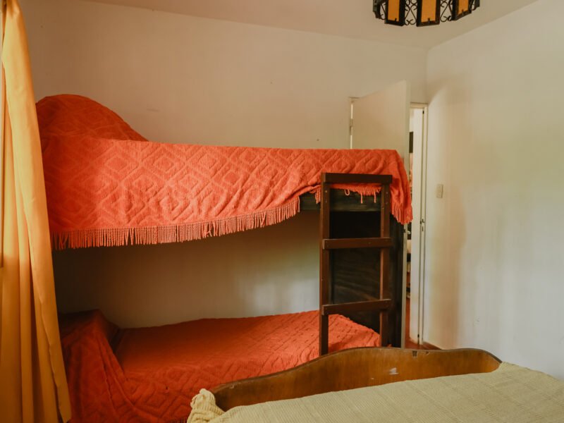 Venta de chalet en Villa Icho Cruz, excelente ubicación.