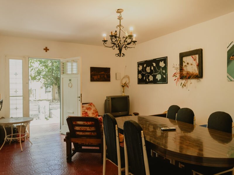 Venta de chalet en Villa Icho Cruz, excelente ubicación.