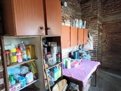 Oportunidad. Venta de casa a reciclar en San Antonio de Arredondo.
