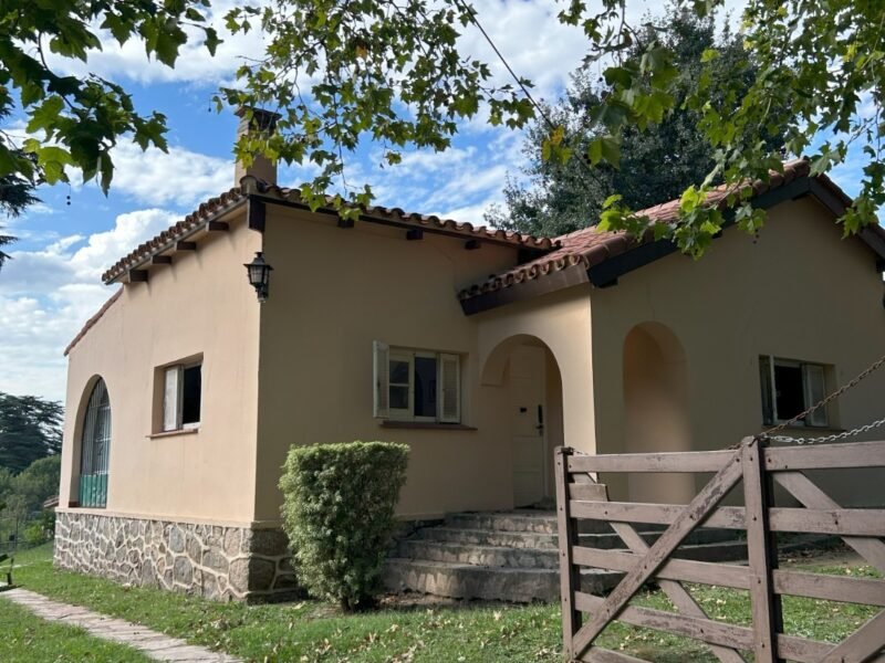 Oportunidad venta chalet, 3 dormitorios, con bajada al río. Icho Cruz