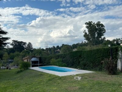 Oportunidad venta chalet, 3 dormitorios, con bajada al río. Icho Cruz