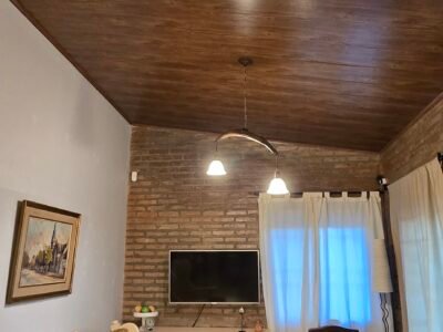 Venta de propiedad en Cuesta Blanca con piscina.