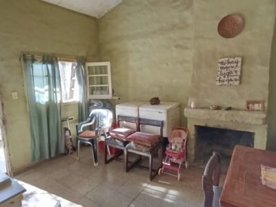 Oportunidad. Venta de casa a reciclar en San Antonio de Arredondo.
