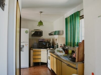 Gran casa en venta. Ideal para inversión. San Antonio de Arredondo.