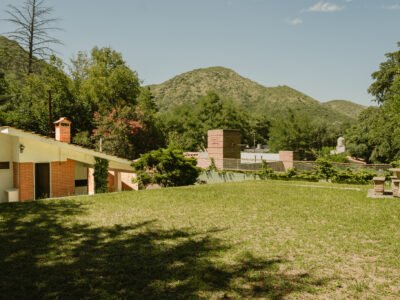 Venta de propiedad en Villa Independencia a 200 mts de la ruta y a 400 del rio